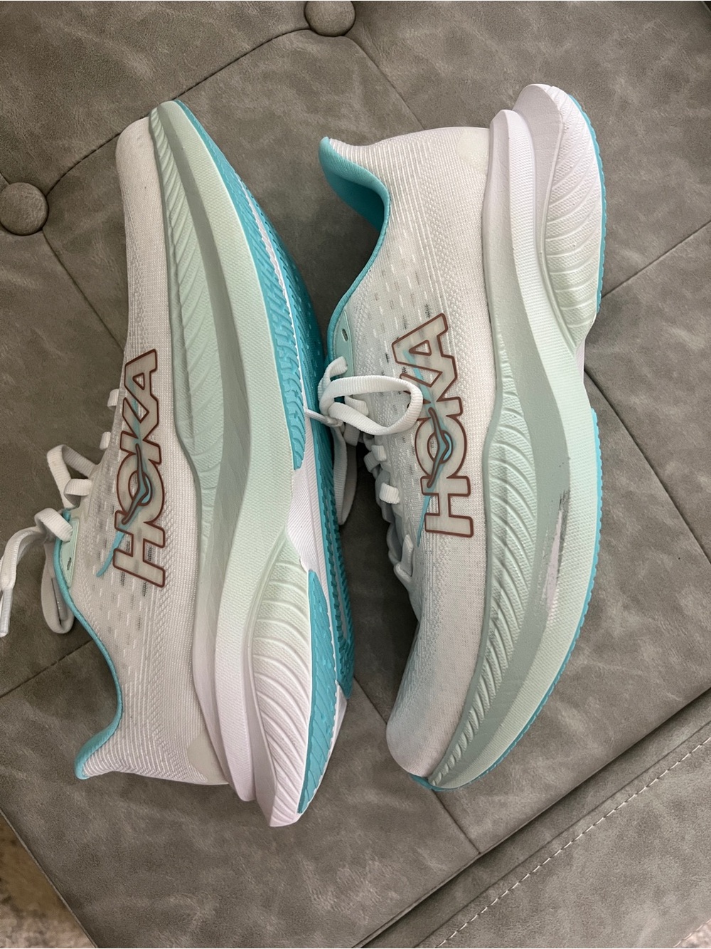 Hoka Mach 6 in Blue